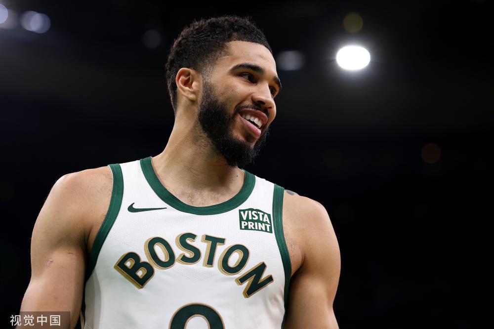 随着时间的 随着时间的